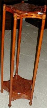 n.Portapiante Dec intarsiato, dimensioni 32x32x90, anno 1920 ca., rovere, provenienza Italia