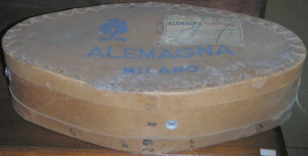 n.Scatola panettone Alemagna 