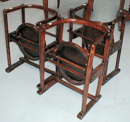 n.Sedie cinema, dimensioni 54x35x72, anno primo '900 ca., faggio, provenienza Italia