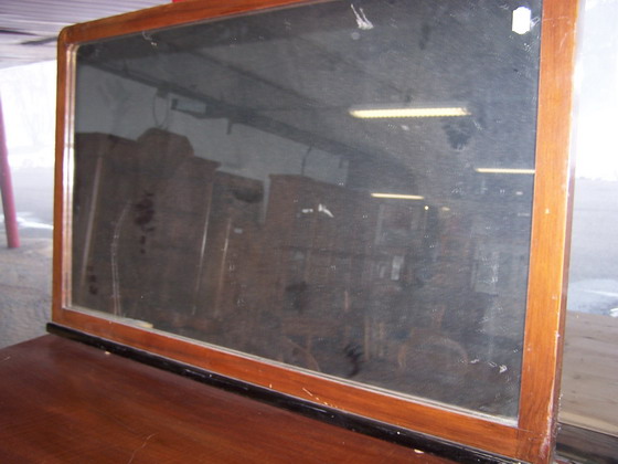 n.Specchiera dec, dimensioni 119x5x70, anno 1930 ca., noce, provenienza Italia