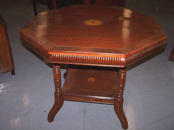 n.Tavolino, dimensioni 87x89x67, anno primo '900 ca., mogano, provenienza Inghilterra