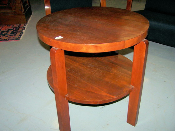 n.Tavolino dec, dimensioni 63x63x65, anno 1930 ca., noce, provenienza Italia