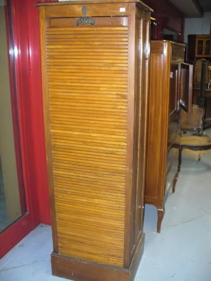n.Serrandina, dimensioni 57x41x175, anno 1930 ca., rovere, provenienza Italia