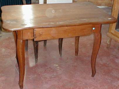 n.Tavolino, dimensioni 120x75x80, anno 1840 ca., ciliegio, provenienza Austria